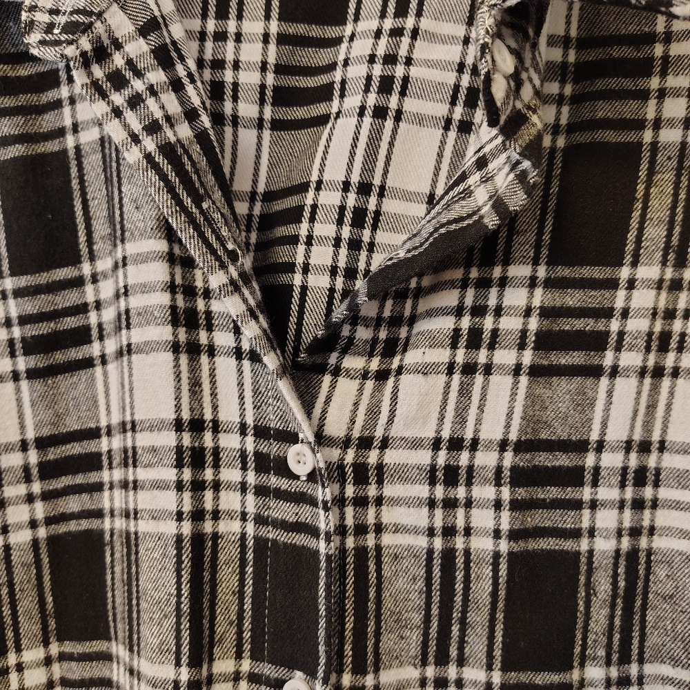 Oversized cozy button down top - Picture 5 of 10